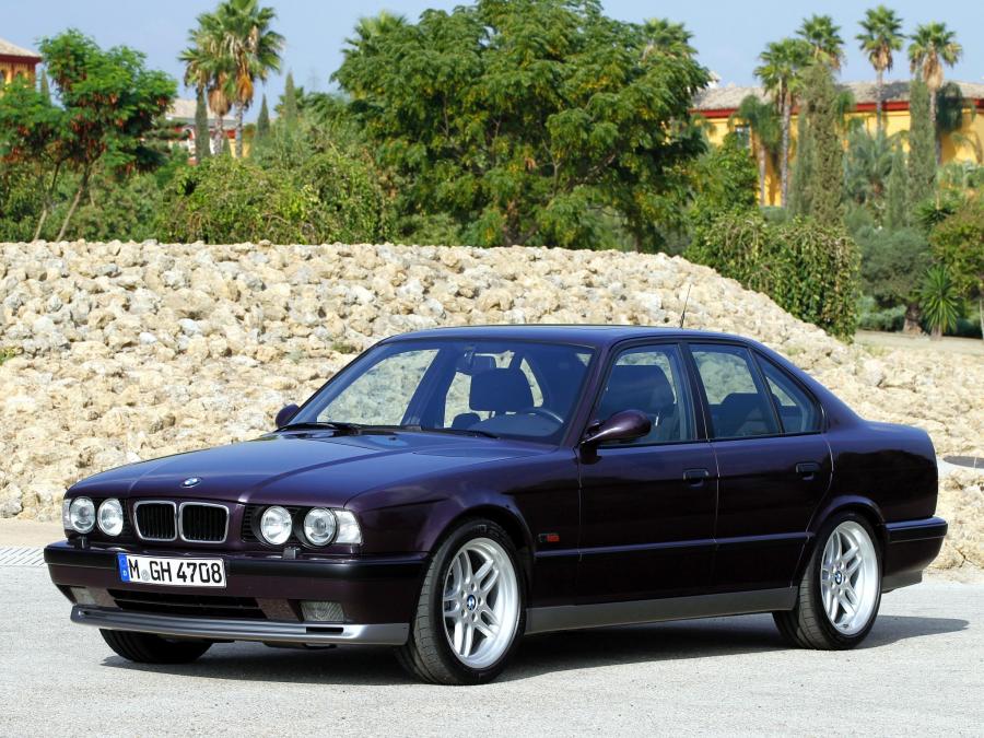  BMW M5 Sedan 1994 года  (фото 17 из 19)